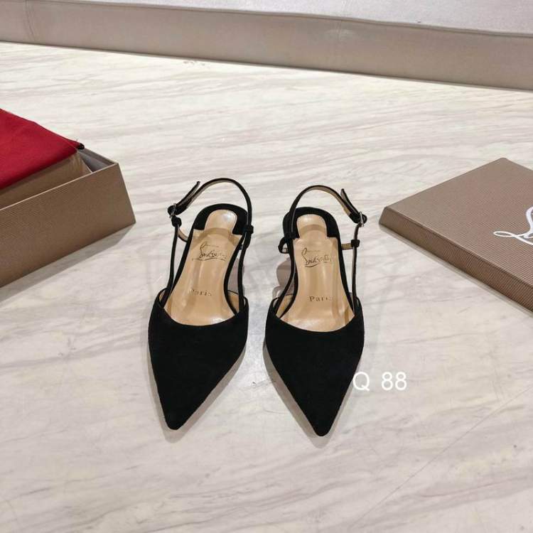 Picture of Christian Shoes _SKUCLsz35-4053250.5CMK0701